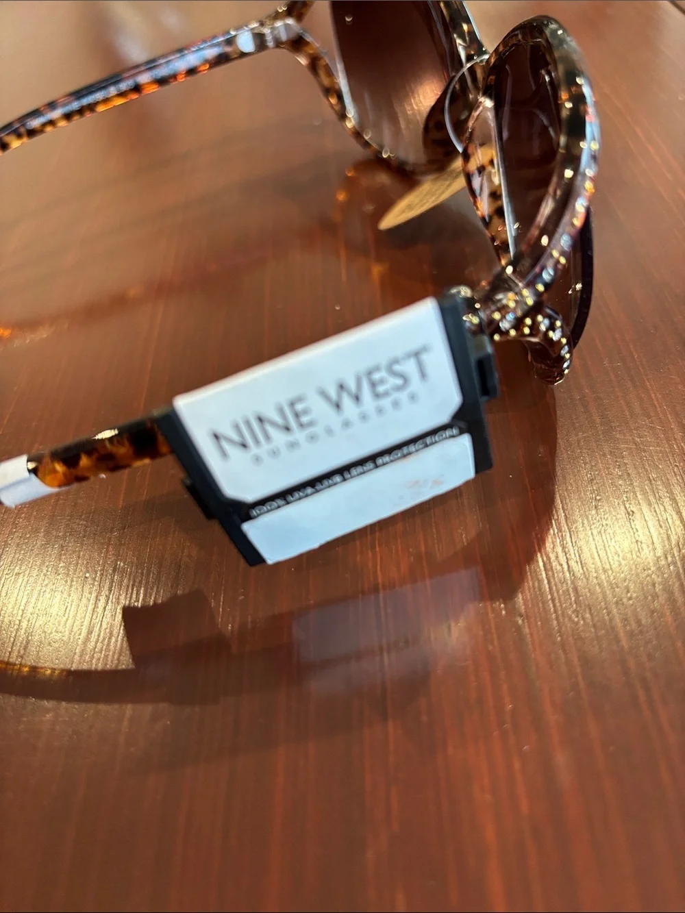Nine West Butterfly shape  tortoise shell with rhinestones,brown lens,Cat 2